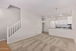 Photo #3: 6459940 Listing 