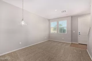 Photo #5: 6459940 Listing 