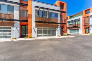 Photo #1: 6459985 Listing