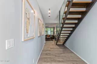 Photo #3: 6459985 Listing