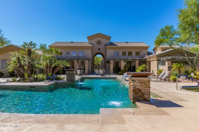 MLS: 6460146 Condo For Sale