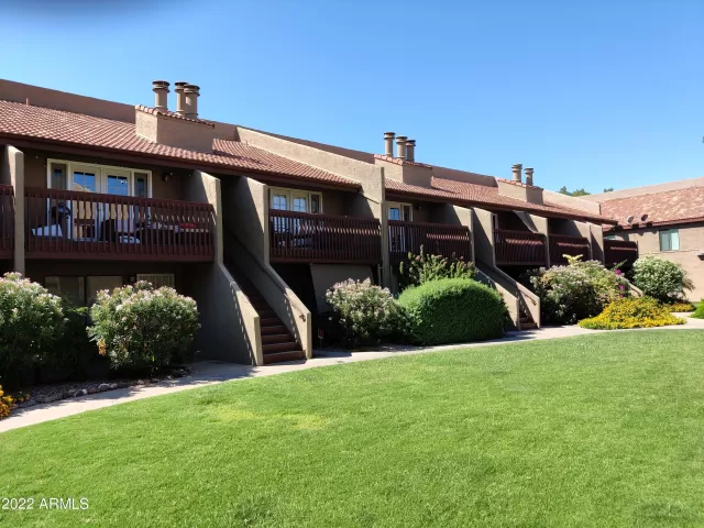 MLS: 6460174 Condo For Sale