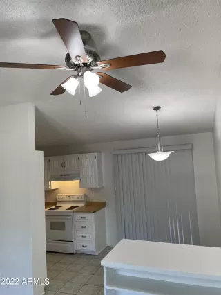 Photo #4: 6460202 Listing 