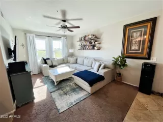 Photo #2: 6460221 Listing 