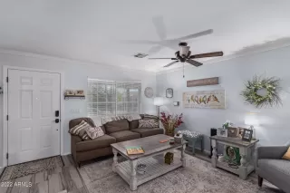 Photo #4: 6460442 Listing 