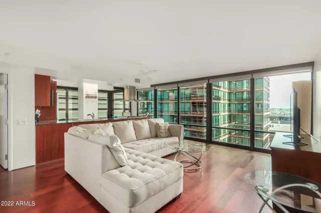 MLS: 6460800 Condo For Sale
