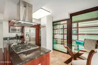 Photo #6: 6460800 Listing 
