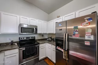 Photo #2: 6460808 Listing