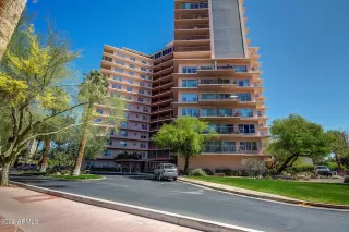 Photo #2: 6460824 Listing