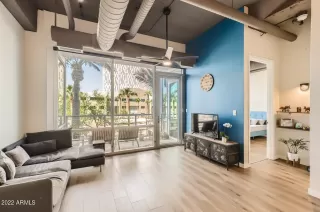 Photo #1: 6460939 Listing 