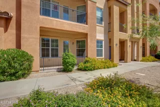 Photo #5: 6460954 Listing