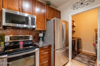 Photo #2: 6461539 Listing