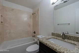 Photo #5: 6461567 Listing