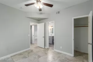 Photo #4: 6461697 Listing