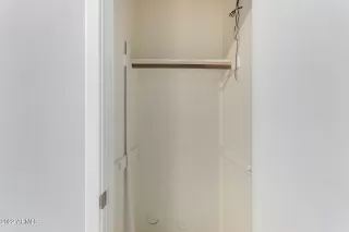 Photo #5: 6461697 Listing