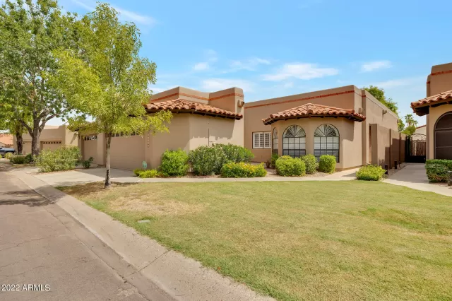 MLS: 6461914 Condo For Sale