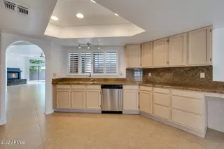 Photo #5: 6461914 Listing 