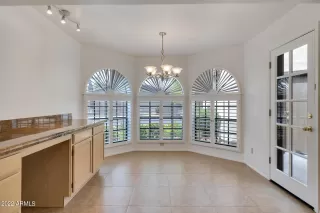 Photo #6: 6461914 Listing 