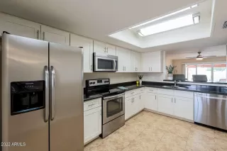 Photo #1: 6461990 Listing 