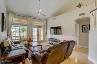 Photo #3: 6462090 Listing