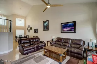 Photo #5: 6462090 Listing