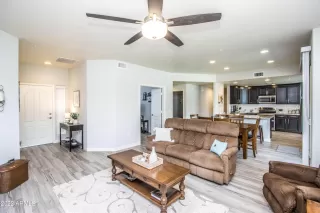 Photo #3: 6462103 Listing