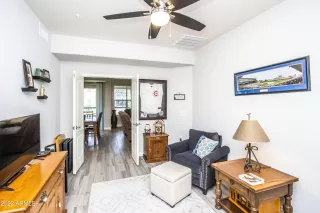 Photo #6: 6462103 Listing