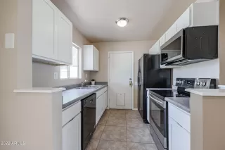 Photo #1: 6462144 Listing 