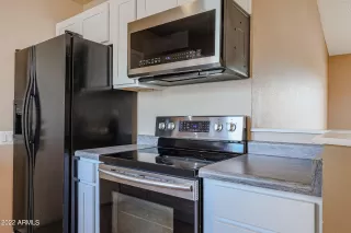 Photo #2: 6462144 Listing 