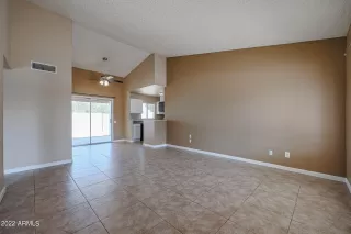 Photo #6: 6462144 Listing 