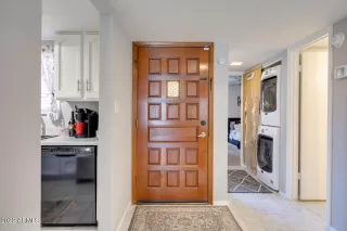 Photo #3: 6462531 Listing