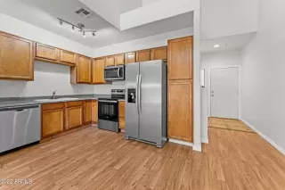 Photo #5: 6462726 Listing