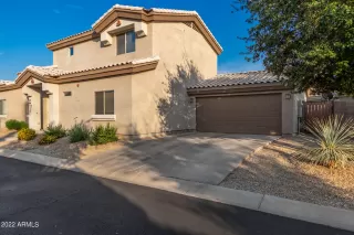 Photo #5: 6462926 Listing