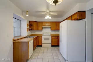 Photo #3: 6462981 Listing