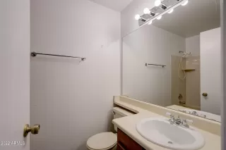 Photo #5: 6462981 Listing