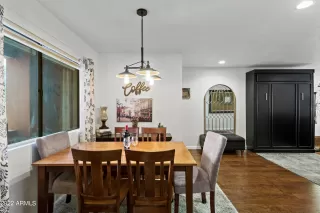 Photo #3: 6463105 Listing 