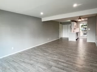 Photo #3: 6463363 Listing