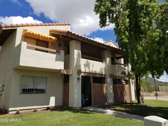 MLS: 6463392 Condo For Sale
