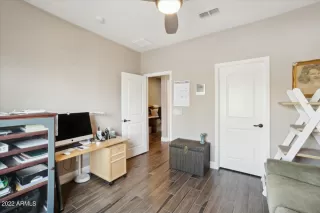 Photo #2: 6463521 Listing 