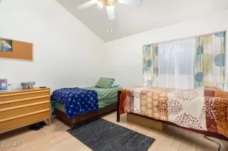 Photo #3: 6463999 Listing