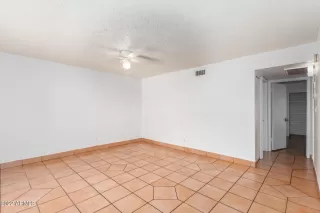 Photo #2: 6464258 Listing