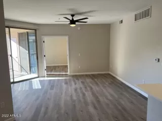 Photo #6: 6464345 Listing 