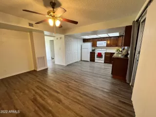 Photo #4: 6464474 Listing