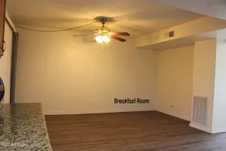 Photo #6: 6464474 Listing