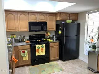 Photo #4: 6464623 Listing