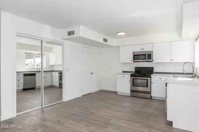 MLS: 6464748 Condo For Sale