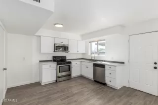 Photo #1: 6464748 Listing