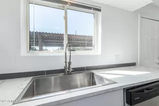 Photo #2: 6464748 Listing