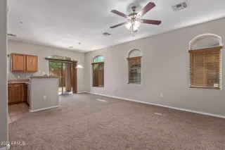 Photo #4: 6464766 Listing