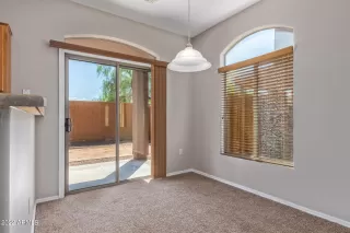 Photo #6: 6464766 Listing